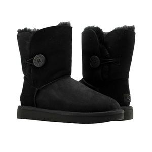 UGG BAILEY BUTTON II BOOTS